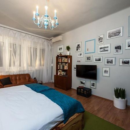 Europe Heart Apartment For 9 Budapest Ngoại thất bức ảnh