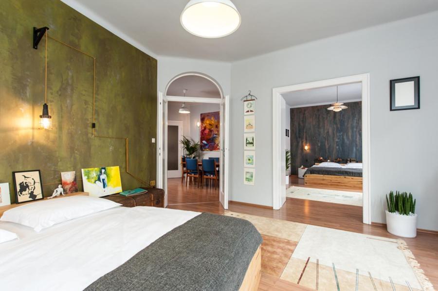 Europe Heart Apartment For 9 Budapest Ngoại thất bức ảnh